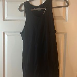 Zyia Charge Tank in black